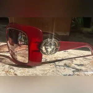 Gucci | Accessories | Excellent Condition Gucci Burgundy  display picture 1